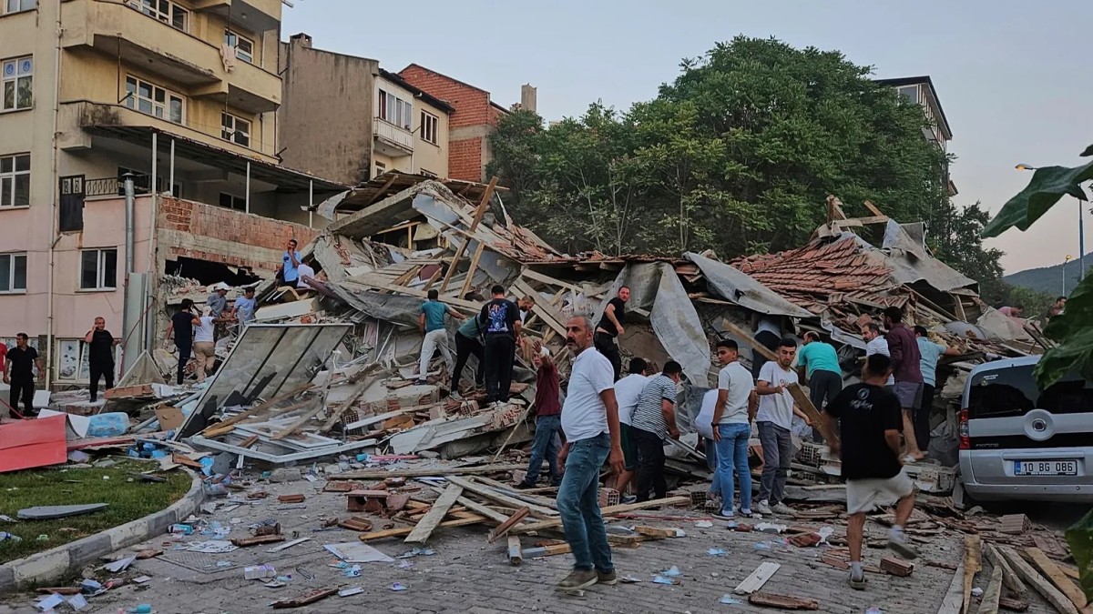 Sındırgı’da deprem bitti mi? Uzmanlardan yeni fay uyarısı