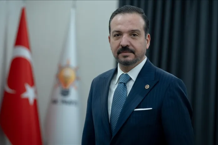 AKP’den Açıklama: Newroz'un Resmi Tatil Olması İçin Çalışmalar Başladı 
