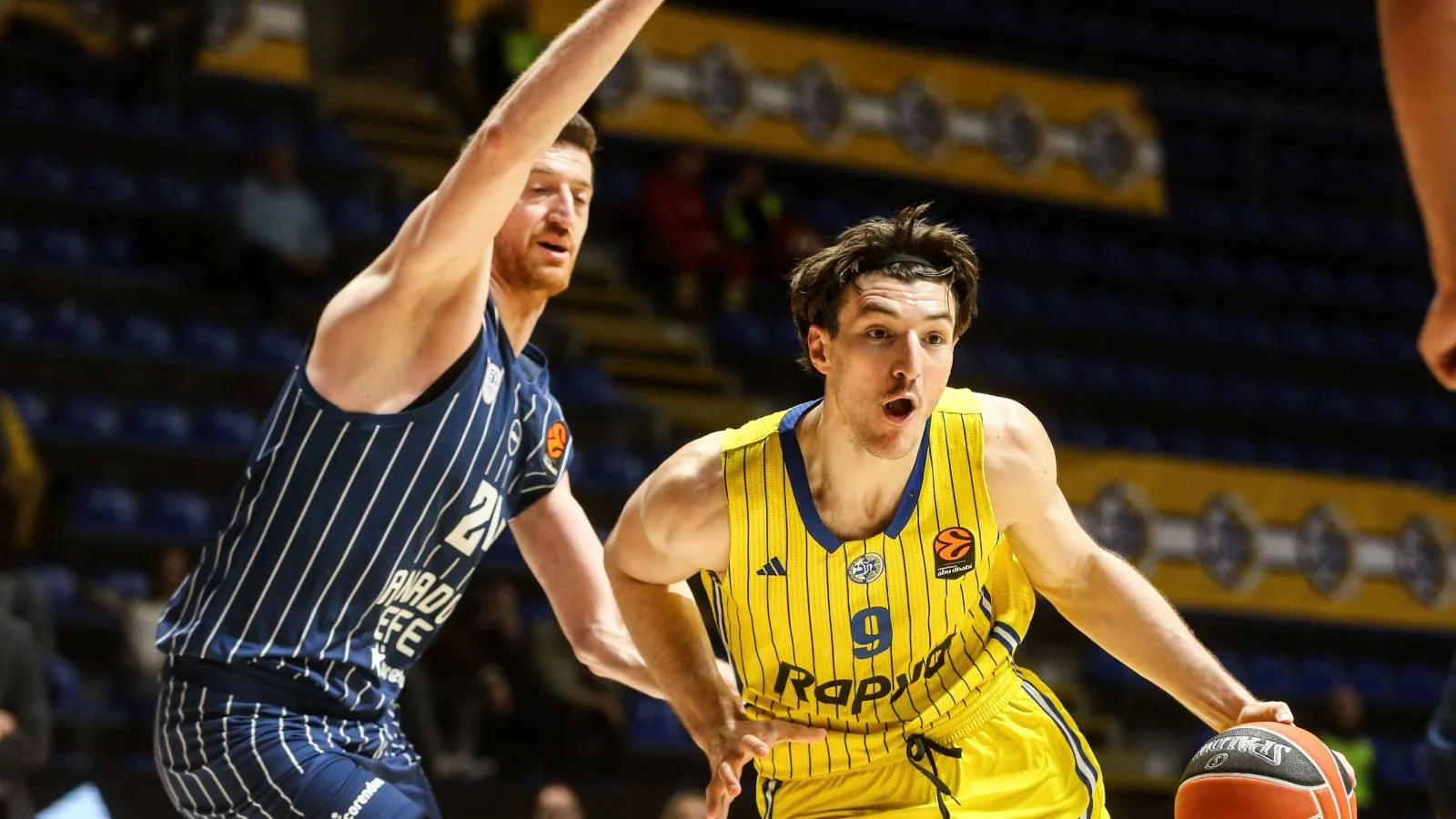 EuroLeague 35.Hafta: Anadolu Efes Maccabi Rapyd'e Farklı Mağlup Oldu 