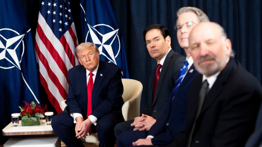 Trump’tan İran’a Saldırı İddiası: “Askeri Liderler Öldürüldü”