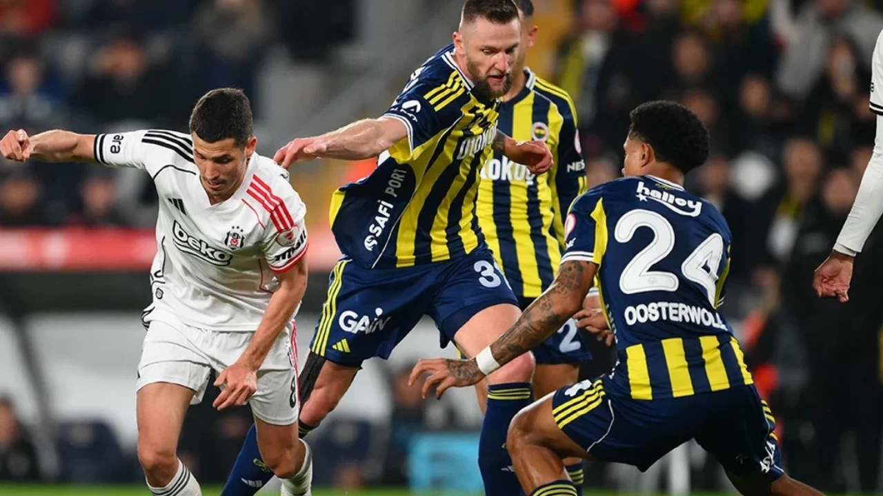 Kadıköy’de Büyük Randevu: İlk 11’ler Belli Oldu 