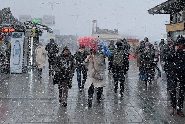 Sakarya’ya Balkan Soğukları Geliyor: Nisan Ortasında Kar Sürprizi