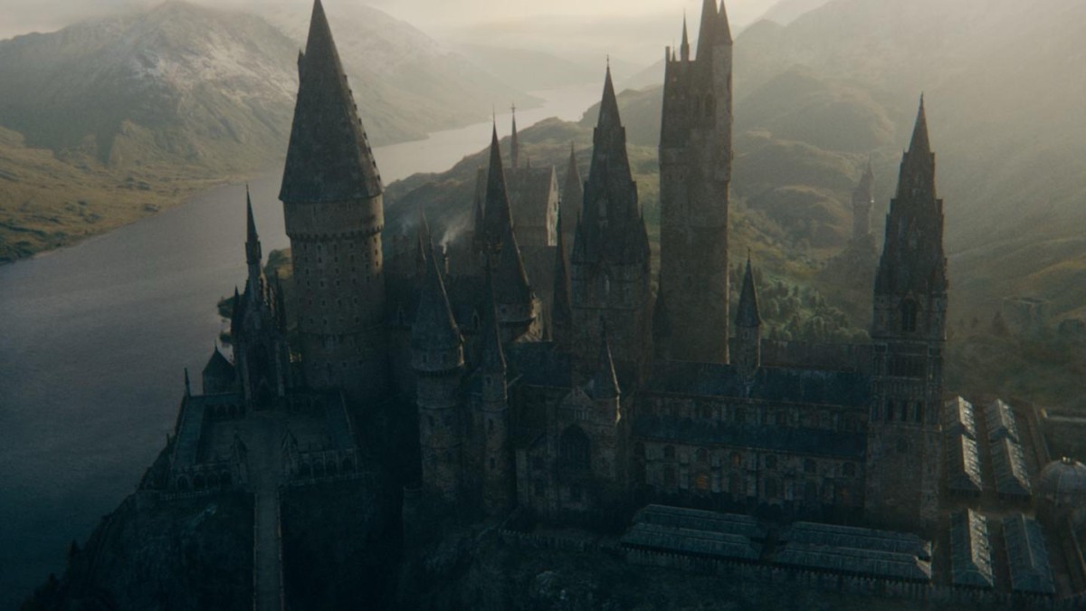 Harry Potter hayranları, buraya: Bazı hikâyeler yeniden yazıldığında aynı kalır mı?