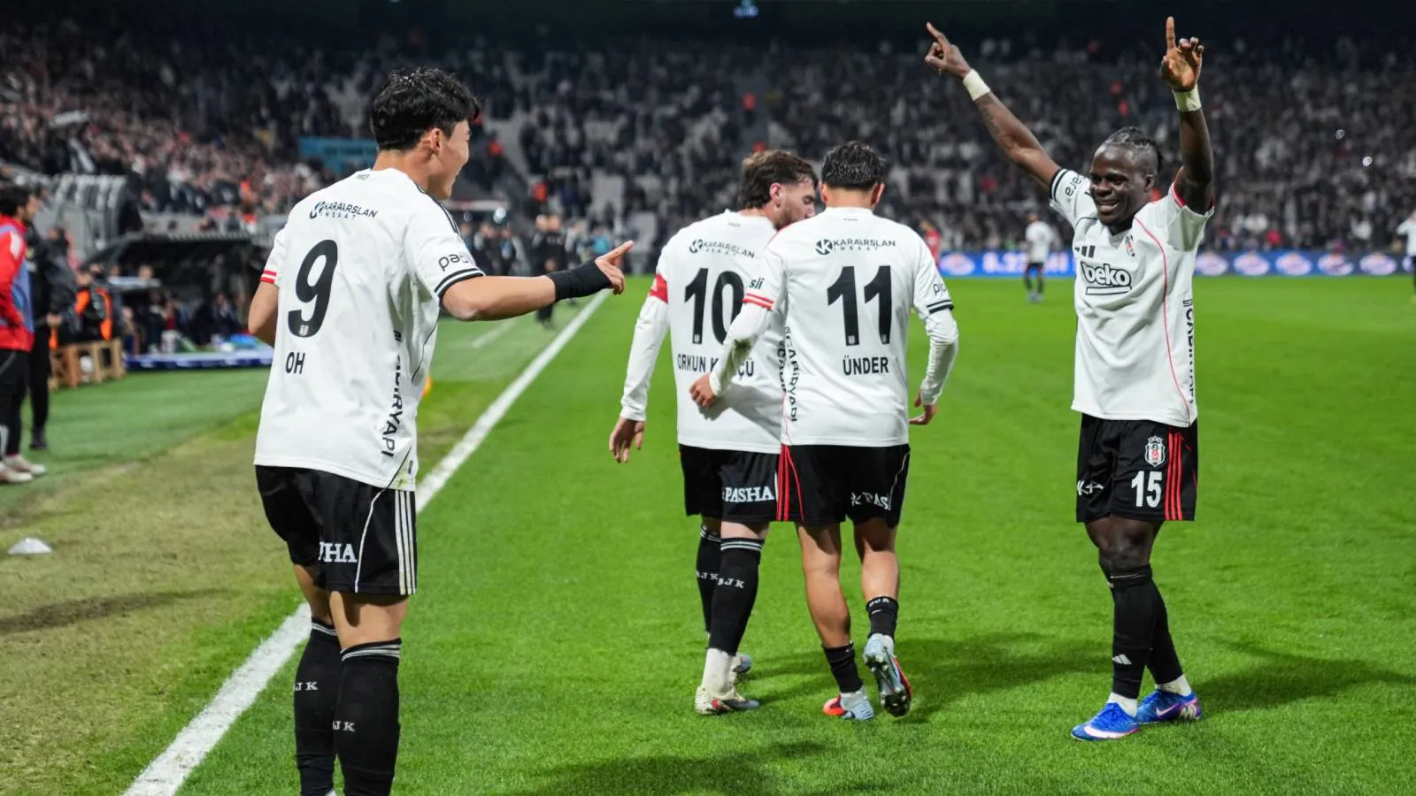 Beşiktaş Antalyaspor’u 4 golle geçti