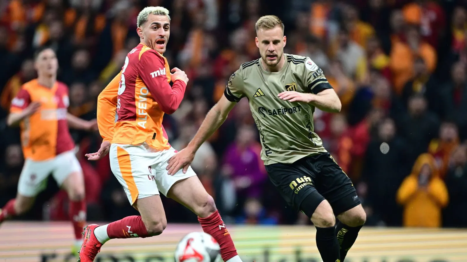 Galatasaray’dan Şampiyonluk Yolunda Kritik Kayıp: Fenerbahçe'yle Fark 2 Puana Düştü