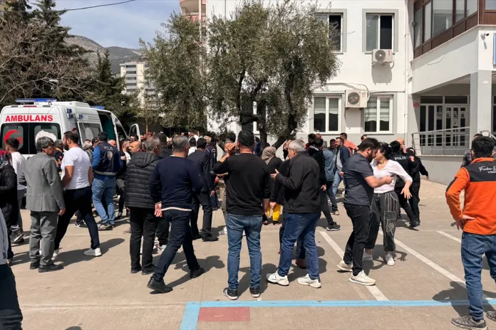 Maraş Okul Saldırısının Tanığı Öğretmen Anlattı: “Burası Kıyamet Alanıydı”
