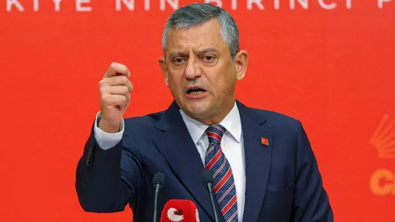 CHP lideri Özel’den Ataşehir kararı: Adıgüzel için destek mitingi