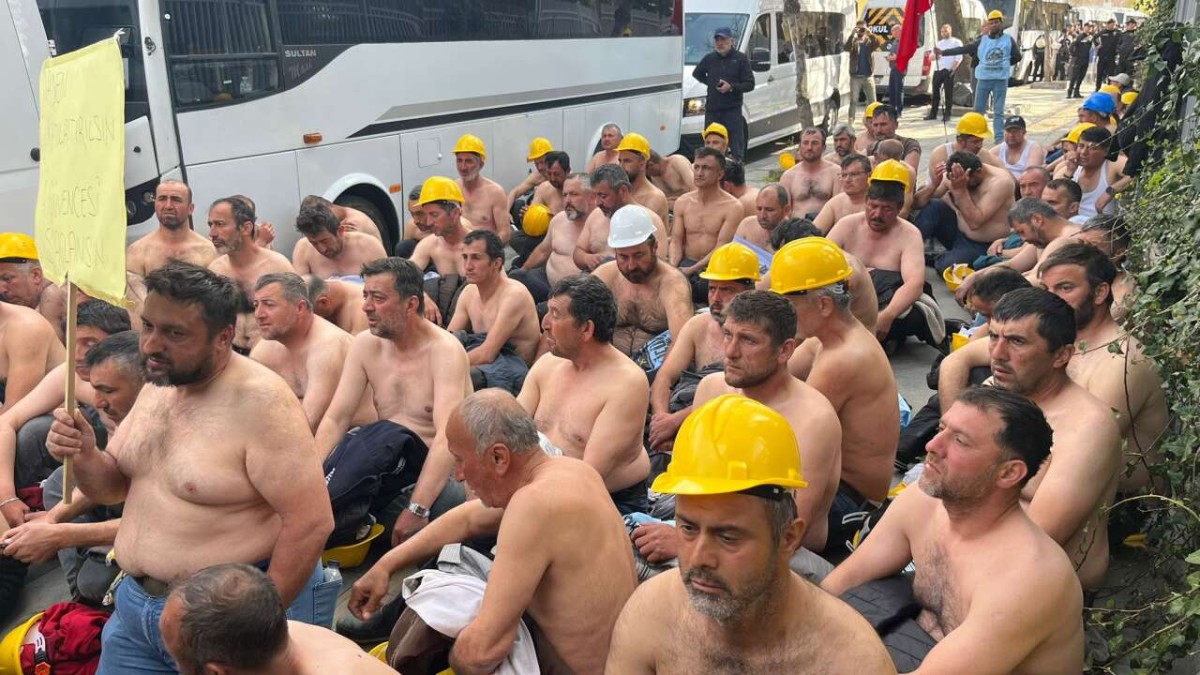 Maden İşçileri Hakları İçin Direniyor: Bakanlık Önünde Açlık Grevi Başladı 