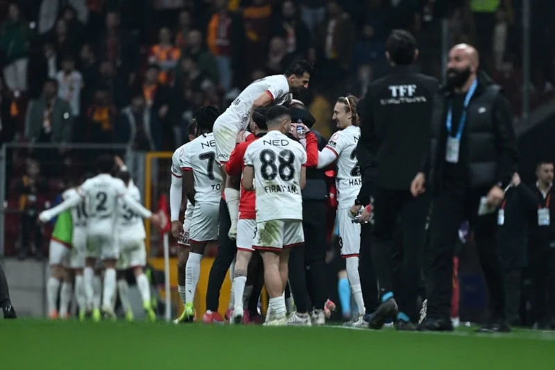 Galatasaray’a Kupada Şok: Gençlerbirliği İstanbul’da Yarı Finale Uçtu