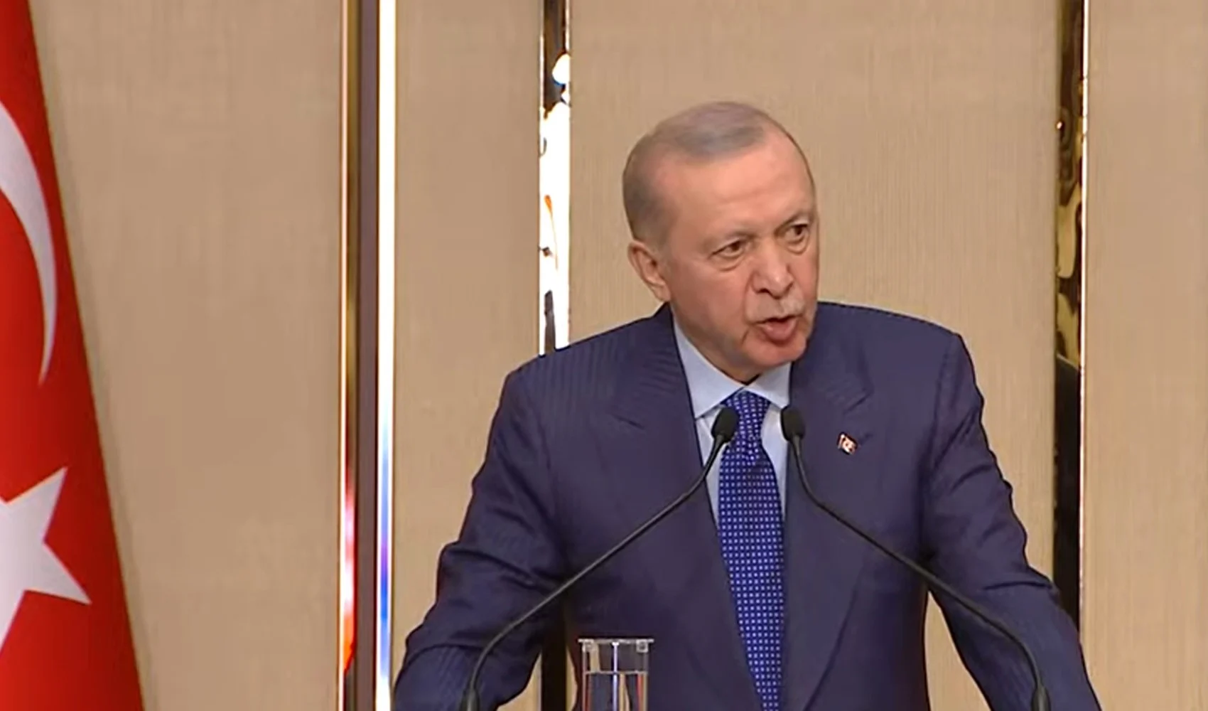 Erdoğan: “Kitabımızda yok yok, Özgür Özel’le tabii görüşeceğiz”