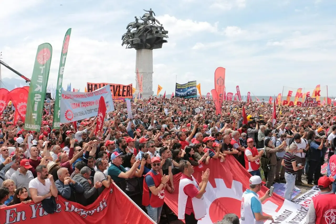 İzmir ve Çorum’da 1 Mayıs çağrısı: “Gelirde adalet, barış ve güvenceli çalışma için alanlardayız”