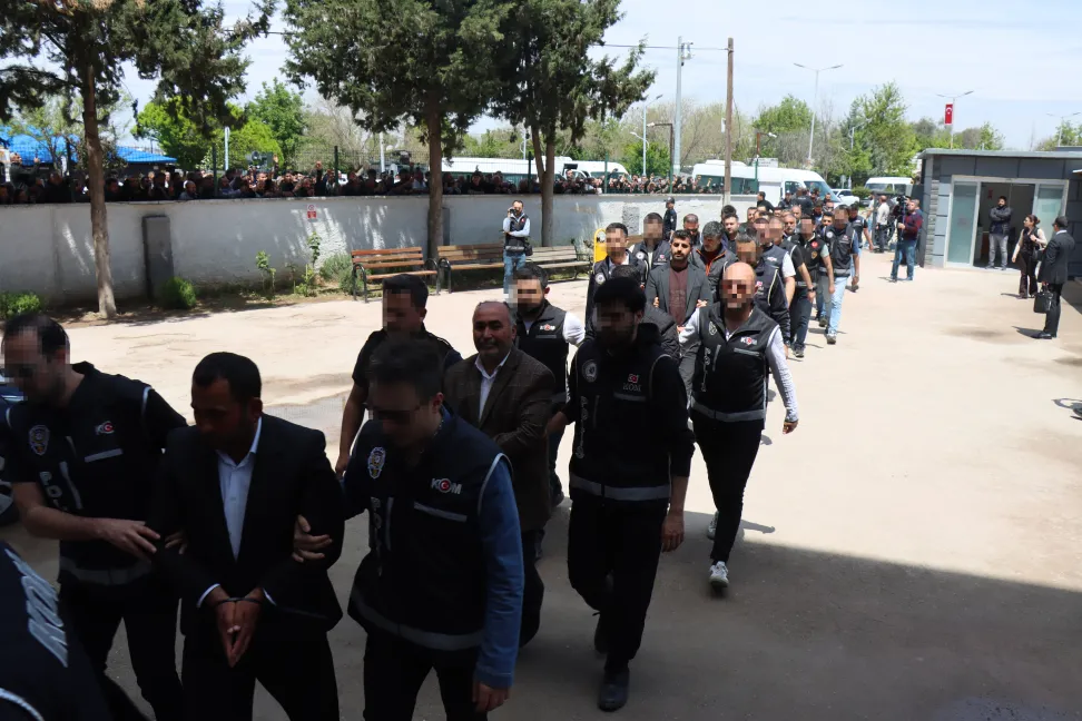 Halfeti Belediyesi’nde Yolsuzluk Operasyonu: Eski Başkan Dahil 29 Tutuklama