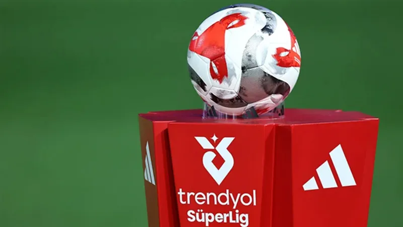 Süper Lig’de Sezon Sona Erdi: Küme Düşen Son Takım Antalyaspor