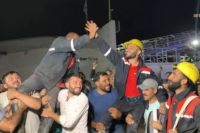 Özşen Madencilik İşçilerinin 27 Günlük Direnişi Zaferle Sonuçlandı