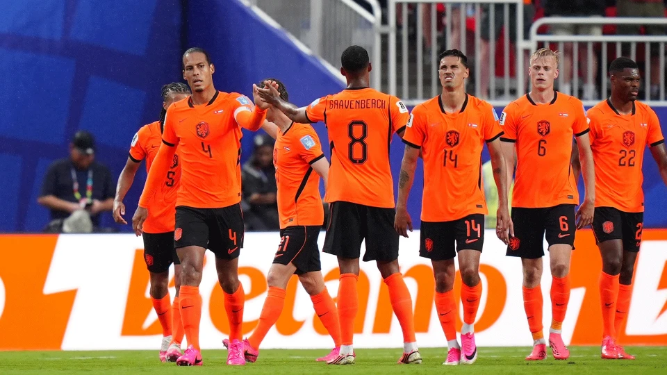 Hollanda son 32'de! Tunus kupaya veda etti 