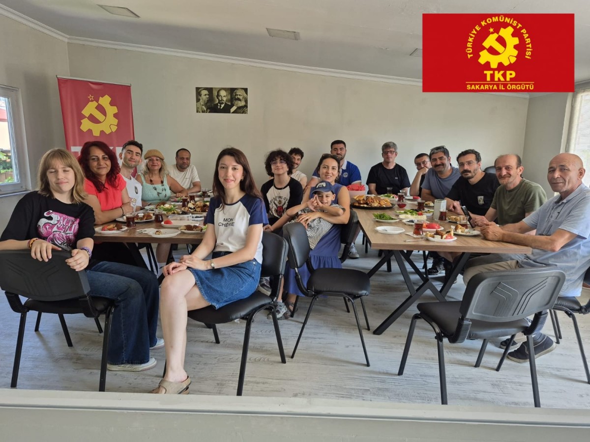 TKP Sakarya İl Örgütü NATO Zirvesi Gündemiyle Bir Araya Geldi