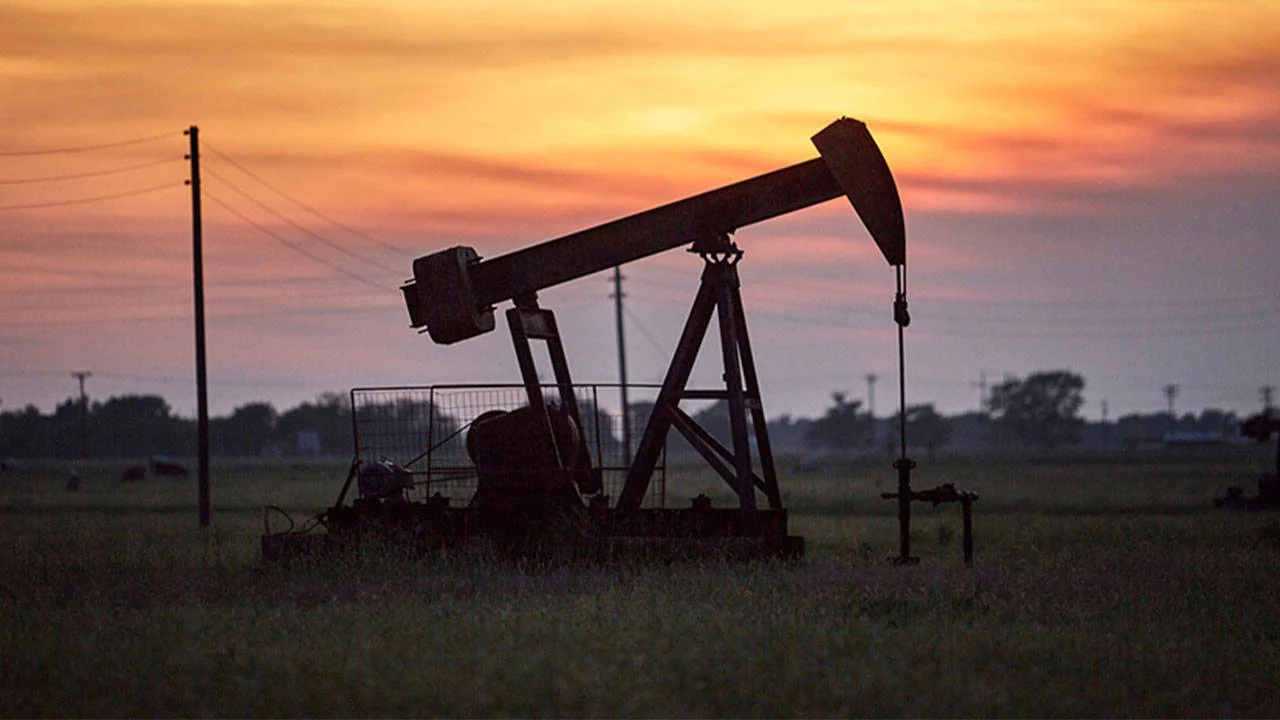 Petrol piyasasında Hürmüz etkisi: Brent petrol yükselişe geçti 