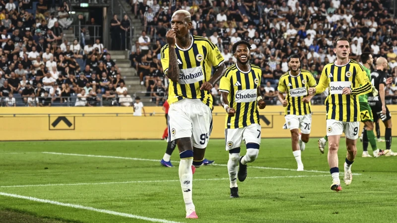 Sturm Graz’ı 1-0’la geçen Fenerbahçe Play-off biletini aldı