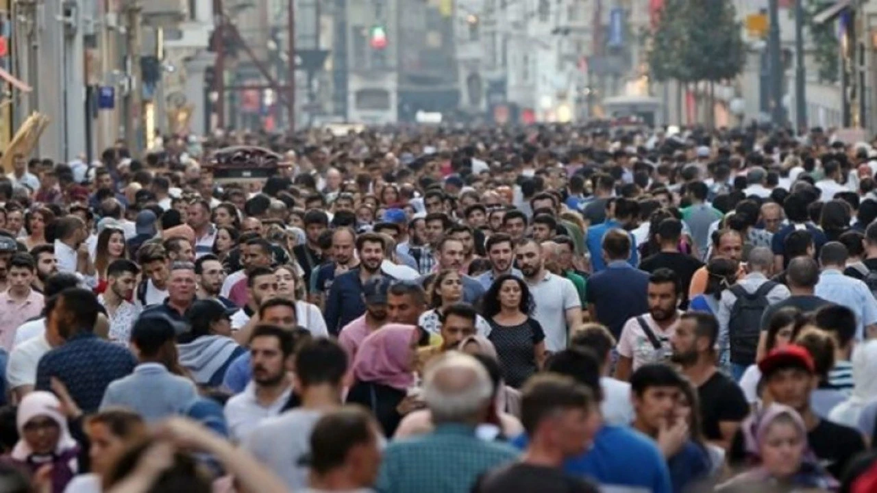 TÜİK açıkladı: İşsizlik oranında sınırlı düşüş, gençlerde işsizlik hâlâ yüksek