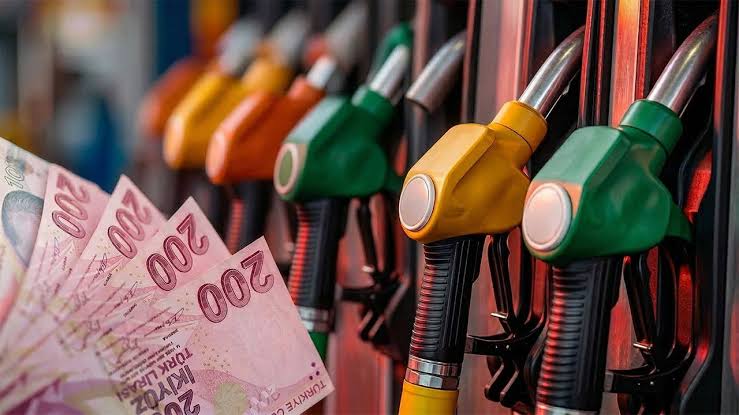 Motorine ÖTV zammı: 3,60 TL’lik artış pompaya yansıdı