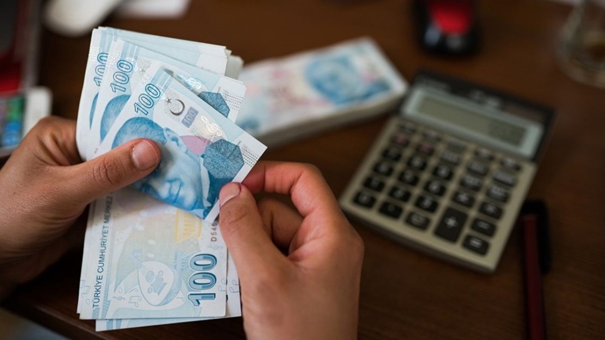 Asgari ücret enflasyon karşısında eridi: Kayıp 6 bin 196 lira