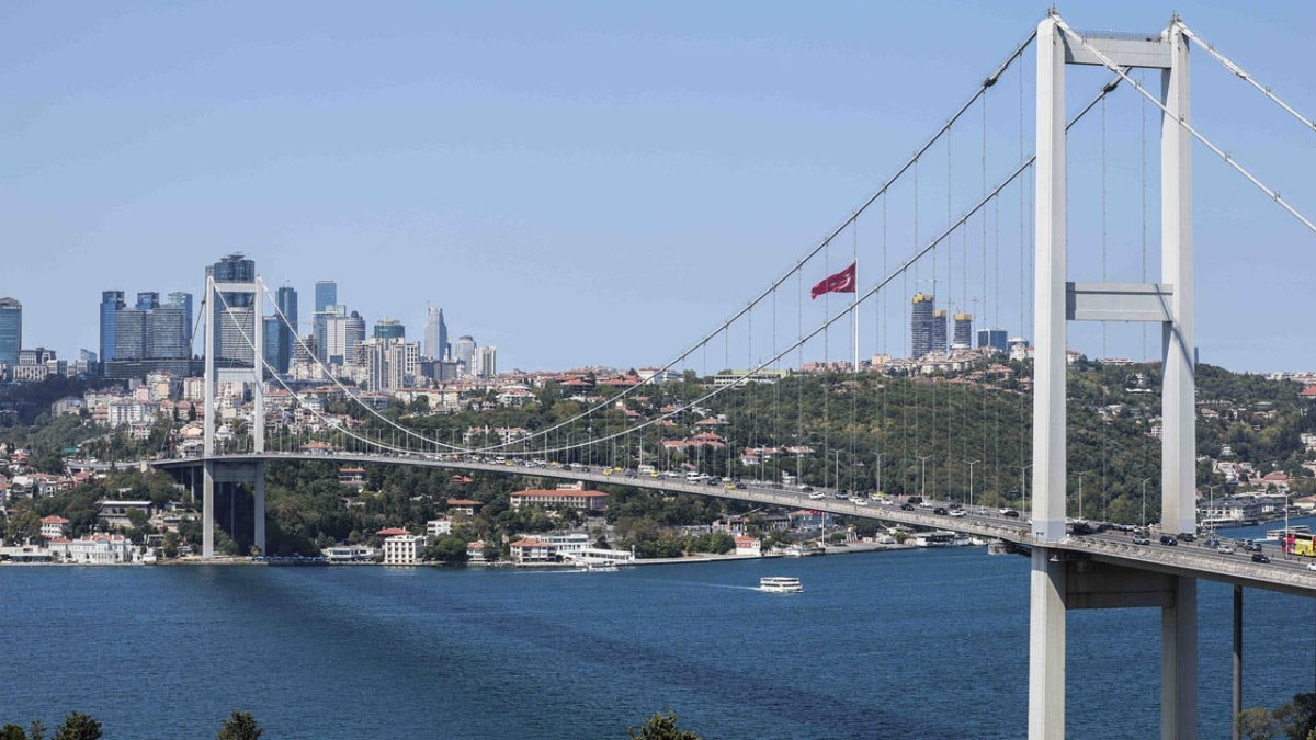 Erdoğan imzaladı: Boğaziçi ve FSM köprüleri dahil çok sayıda otoyol ve köprü özelleştirililiyor