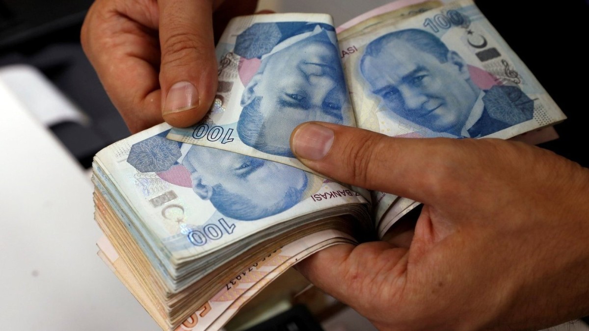 OVP'de enflasyon tahmini yüzde 28,4'e yükseldi: Emekli ve memur zammı ne kadar olacak?