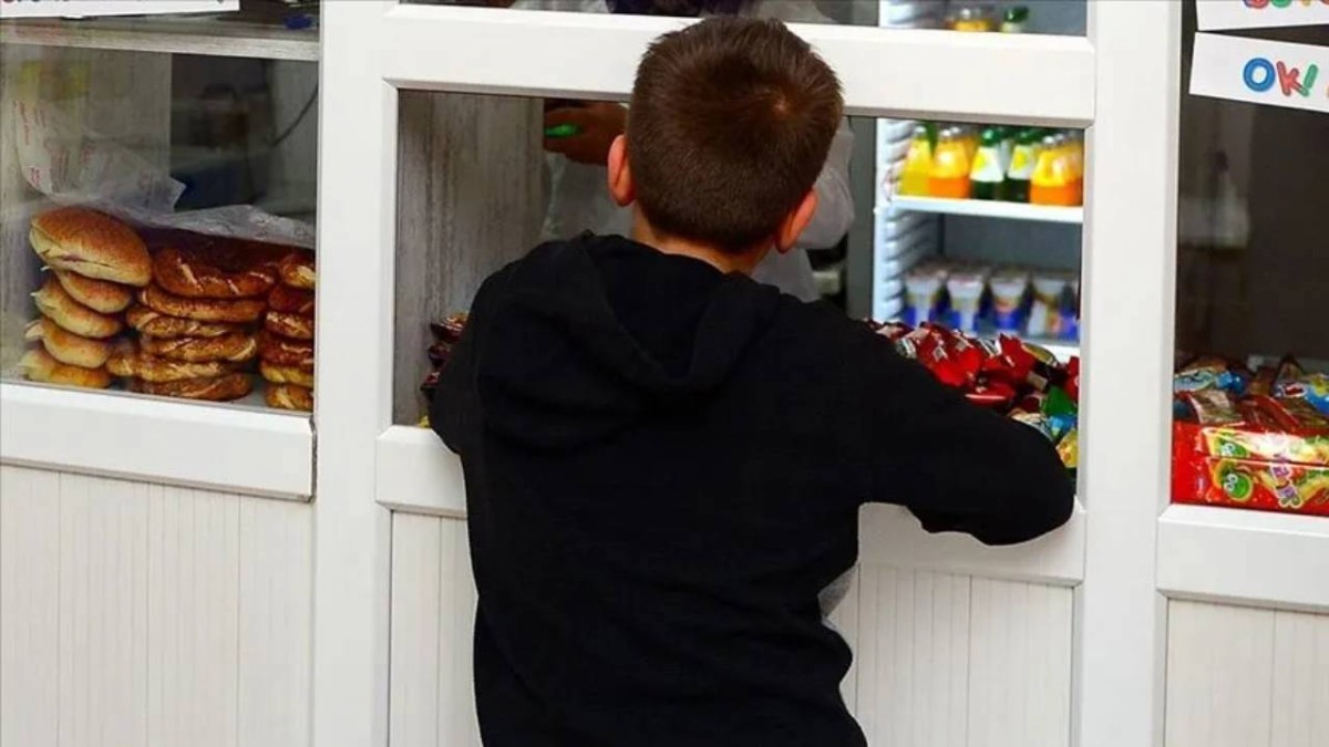 Okul kantinlerinde yeni dönem: Kantin fiyatları belli oldu