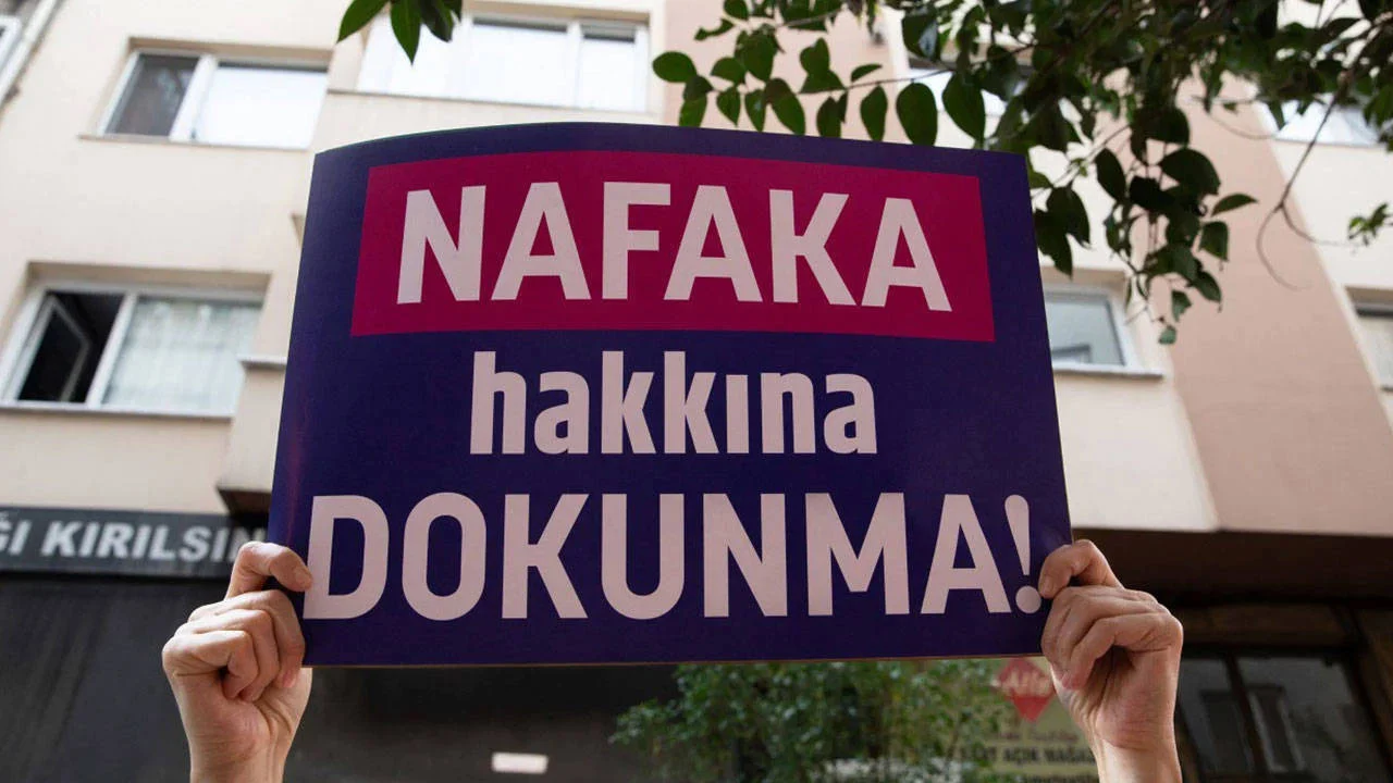 Resmi gazetede yayınlandı: AYM ‘Süresiz’ nafaka kararını iptal etti 