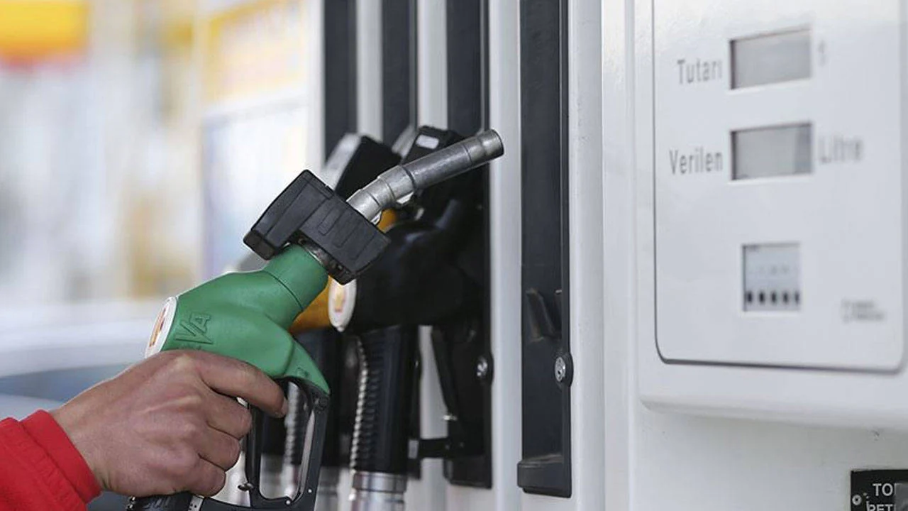 Eşel Mobil sona eriyor: Benzin ve motorine büyük zam geliyor 