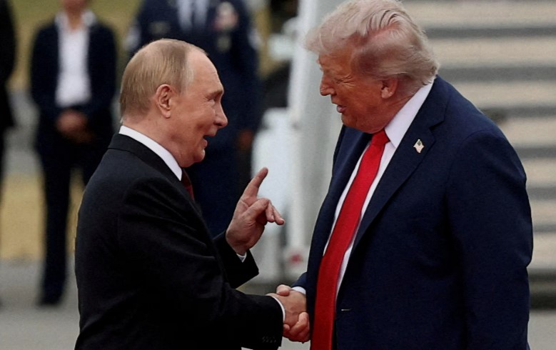 Trump’tan Rusya yaptırımlarına fren: Dizel anlaşmasının ardından askıya aldı