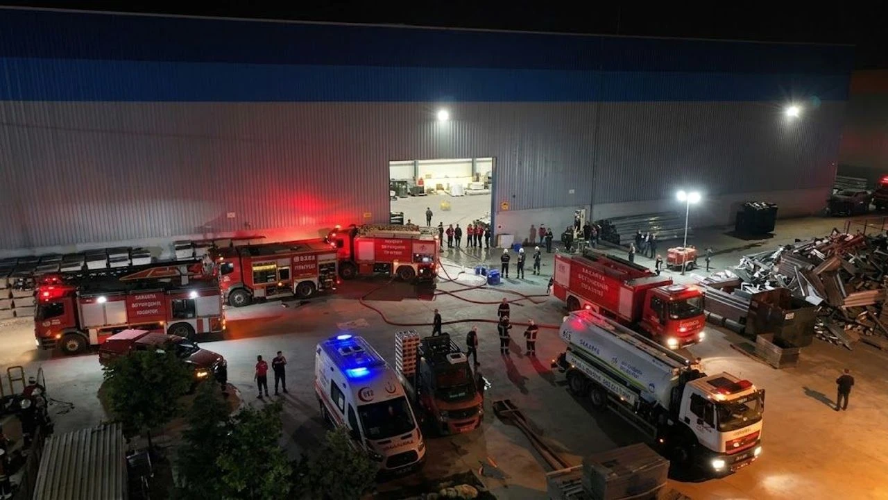 ASAŞ Alüminyum fabrikasında patlama: Yaralı işçiler var